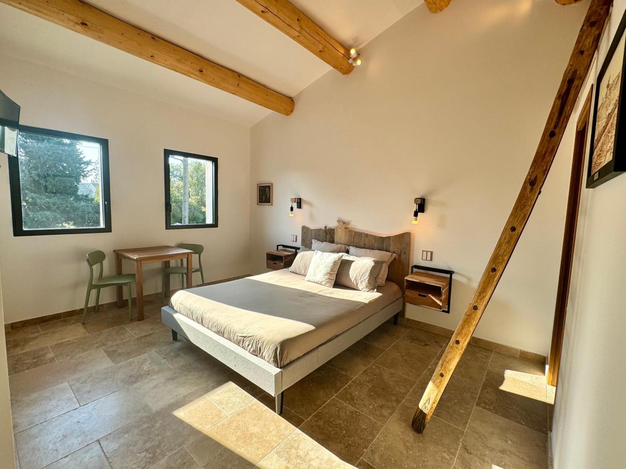 Bed and Breakfast Mas Campau Fontvieille Esterno foto