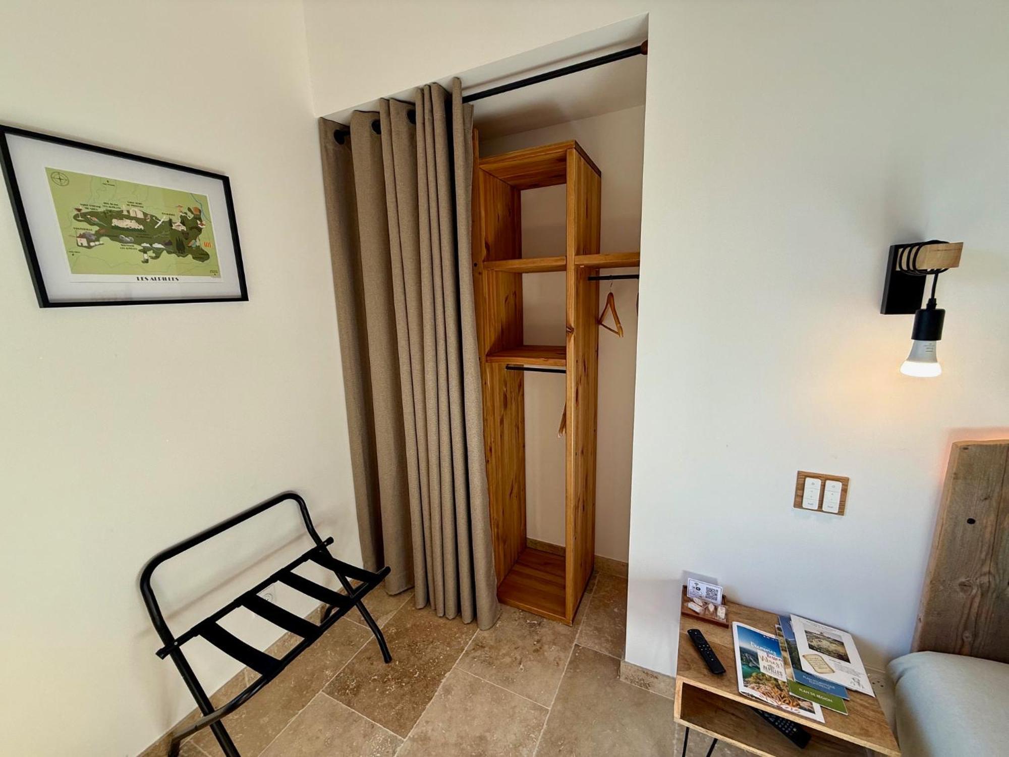 Bed and Breakfast Mas Campau Fontvieille Camera foto