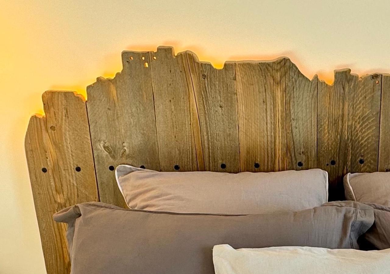 Bed and Breakfast Mas Campau Fontvieille Esterno foto