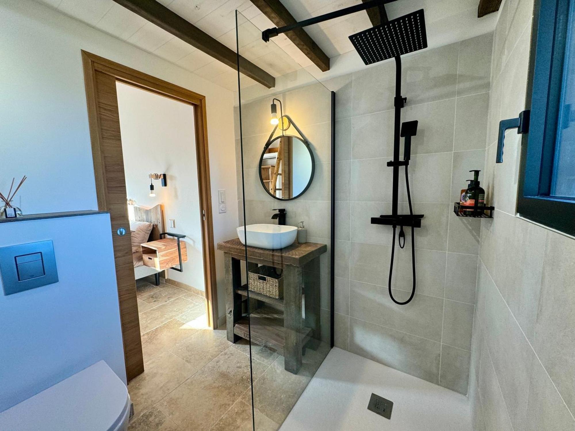 Bed and Breakfast Mas Campau Fontvieille Esterno foto